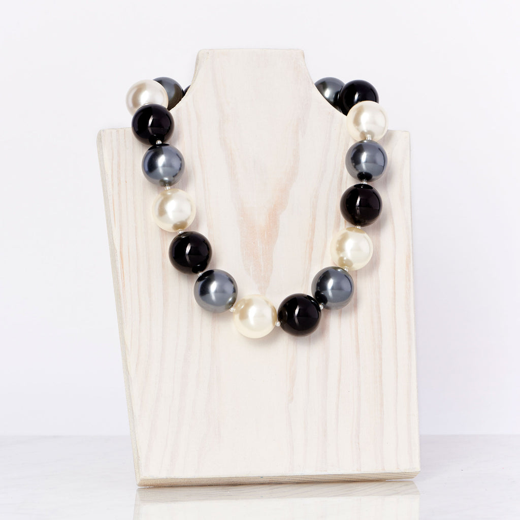 Tahitian Pearl Necklace - Tahiti Pearls Neckace 9-10 mm AAA Natural Color  and Luster | The South Sea Pearl
